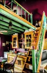 Secluded Romantic Dollhouse BnB in Downtown Historic District