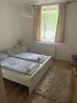 Cozy apartment with 1 bedroom and AC, WiFi in welcoming Pécs Hotel a 