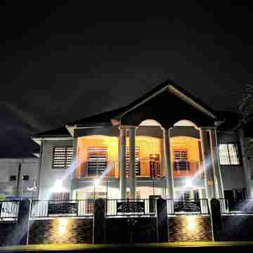 Premium Six-Bedroom Villa at East Legon Near Accra Airport Hotel Exterior