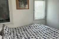 Urban Shelter Hotels in Sarcelles