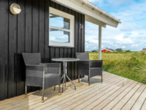 "Fanni" - 460m from the Sea