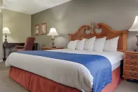 Club Wyndham Kingsgate Hotels near lululemon