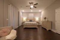 Backyard Bliss/Firepit Nights & Chill:8P/3B Hotels in Lithonia