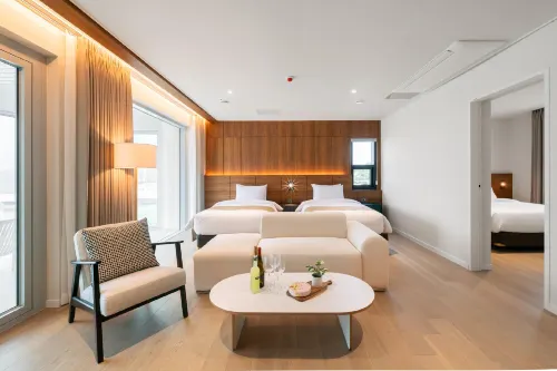 Oandf Hotel