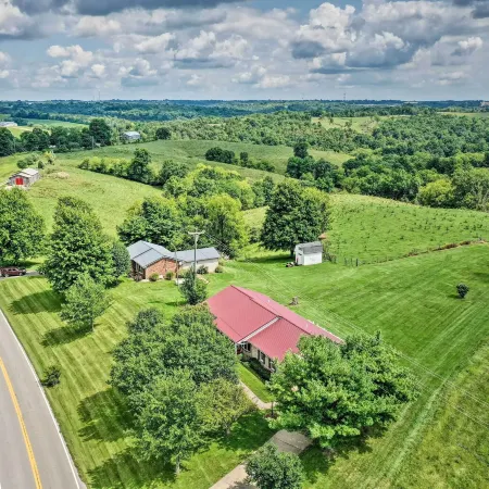 Charming Williamstown Retreat w/ Private Yard