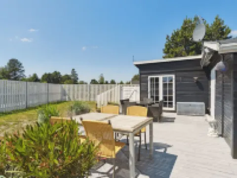 "Haidi" - 300m from the Sea