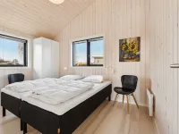 "Viveke" - 10m from the sea Hotels in Bjert