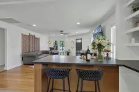 Historic Hideaway Stroll to Schlitterbahn