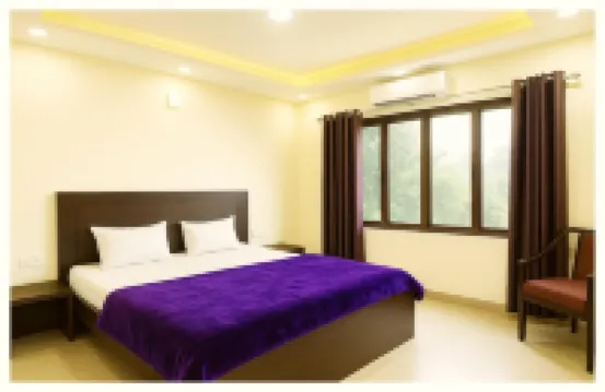 Goroomgo Surabhi Ajmer Hotels near Dargah Sharif