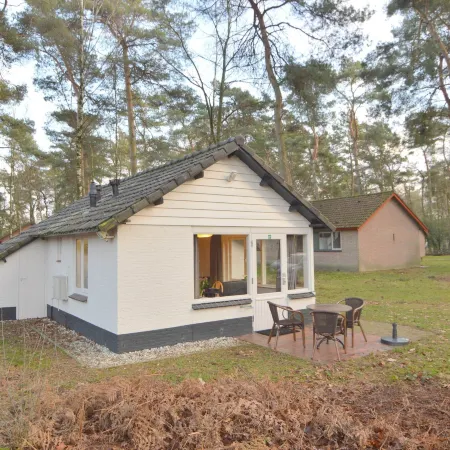 Completely Detached Bungalow in a Nature Filled Park by a Large Fen Hotele w: Stramproy