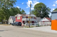 Dave's Last Resort Poolside - Long Stay Discount - Comforting Cabin 2 1 Bedroom Hotel Room Hotels in Union Township