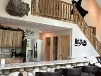 Brand-new Alaskan custom home awaits you in the heart of Hatcher Pass! Hotels in Fishhook