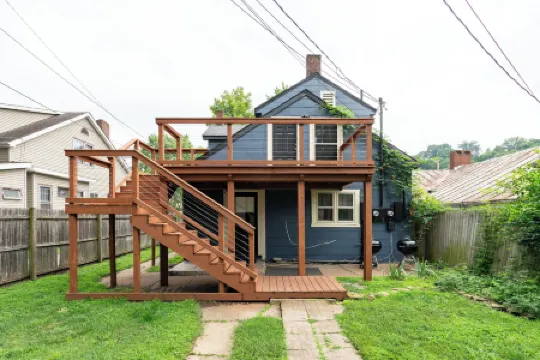 Jungle House Luxury Stays - Downtown Chillicothe