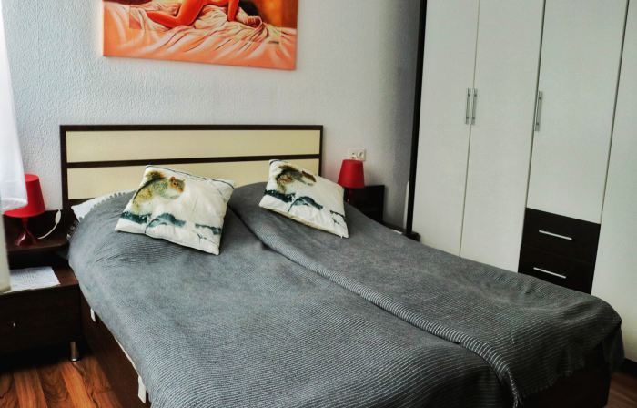 Ruhiger Bungalow am Hennesee mit Terrasse