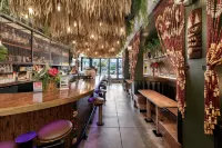 The Brick Boutique Hotel - bar