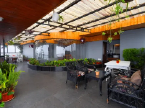 Sumitel Queens Yard Hotels near Tiger Hill