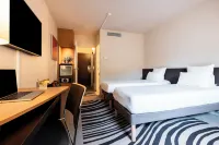 Novotel Atria Nîmes Centre Hotels in Nimes