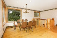 Mountain Home w/ Views & Game Room, Slopes 20 min
