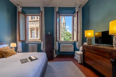Luxury river view apartment. Biblioteca Nazionale Hotels in Metropolitan City of Florence