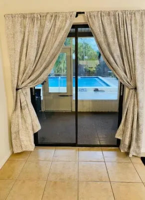 Lovely 1 bedroom unit with pool Hotels near Sun 'N Lake Golf Club