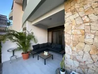 New! Chic & Unique: 1Br + Office, Patio, A/C,  Pools/2 Jacuzzis, Gym, Parking Hotels in Rio Oro