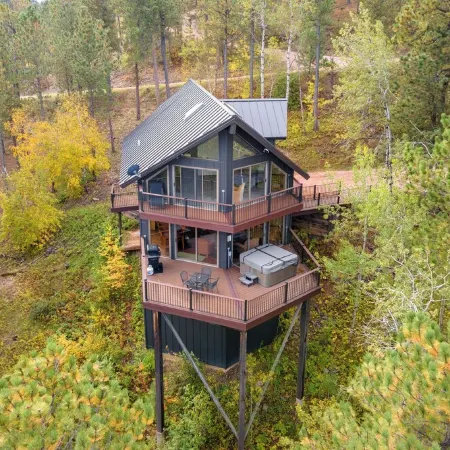 The Kojak – 5-Bedroom Mountain Retreat Close to  Lake Pactola