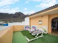 Holiday Home Los Silos near Playa La Caleta