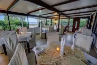 Seaview Lodge and Restaurant - breakfast