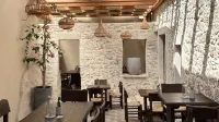 Manili Boutique Suites & Villas - breakfast