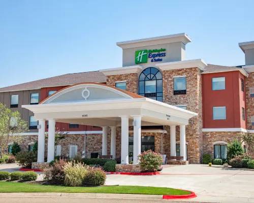 Holiday Inn Express & Suites TEXARKANA by IHG Hotels in Texarkana