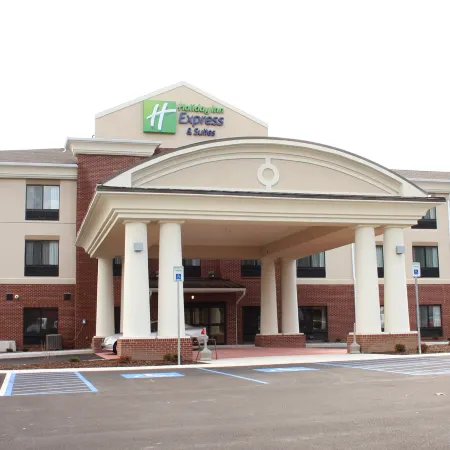 Holiday Inn Express & Suites CUMBERLAND - LA VALE by IHG