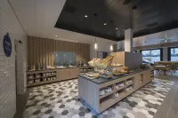 Holiday Inn Express LUZERN - KRIENS by IHG - breakfast