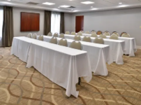 ホリデイ イン エクスプレス ホテル & スイーツ ラファイエット by IHG ラファイエットのホテル