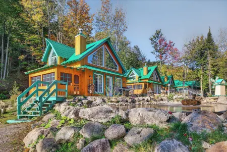 Domaine Riviere Sacacomie Отели в г. Мандвиль