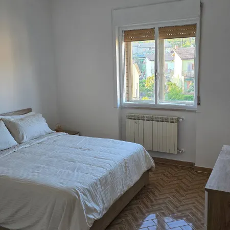 Lakeview Balcony Apartment in Bolsena