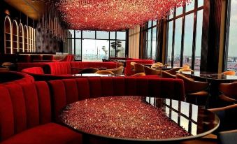 Jewelz By King's Hotel