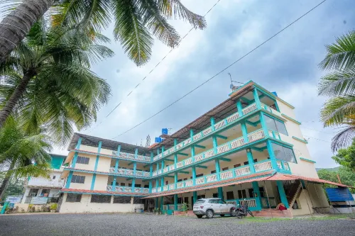 Atithi Farm House Hotels in Kashid