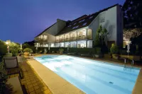 Villa Covelo Hotels in Marin