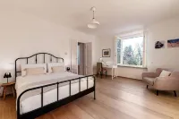 Villa Rocawood Hotels in Brunate