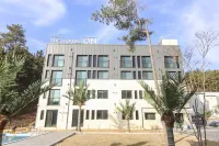 The on Tourist Hotel - Hostels