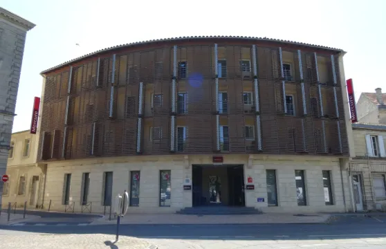 利布爾訥聖艾米隆美居酒店