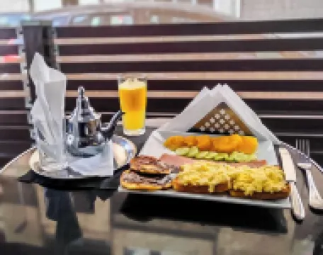 法亞諾瓦中央住宿