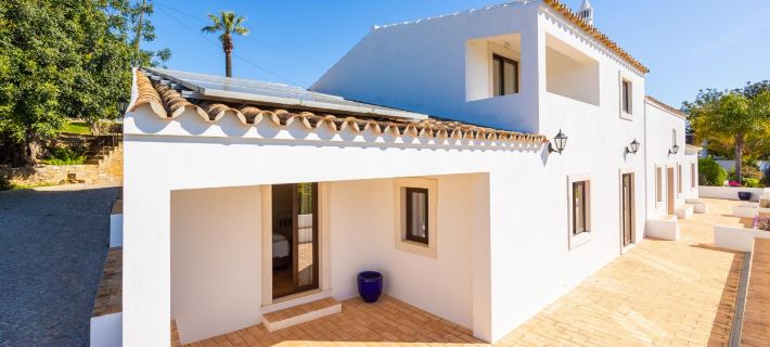 Casa do Carmo Hotels in Olhão