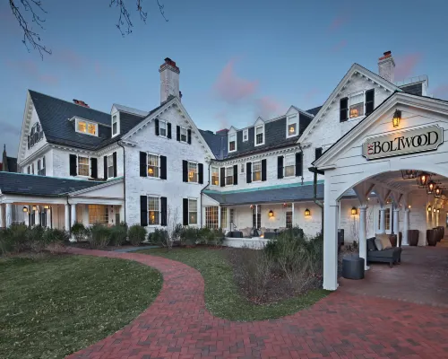 Inn on Boltwood Hotels in Hampshire County