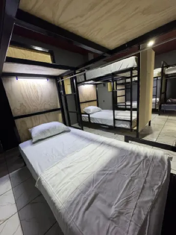 Milo's Hostel and Residences Hotels in 