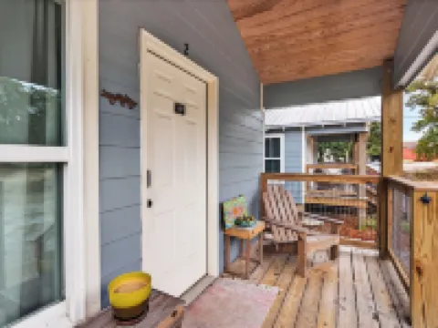 Gil's Bayou Cabins Hotels in Ocean Springs