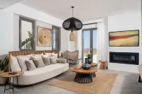 Mneme Suites & Villas