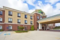 Holiday Inn Express & Suites GOSHEN by IHG
