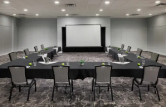 Pomeroy Hotel & Conference Centre