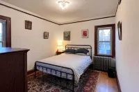 Chic Milwaukee Apartment in Hip Neighborhood! - Condos